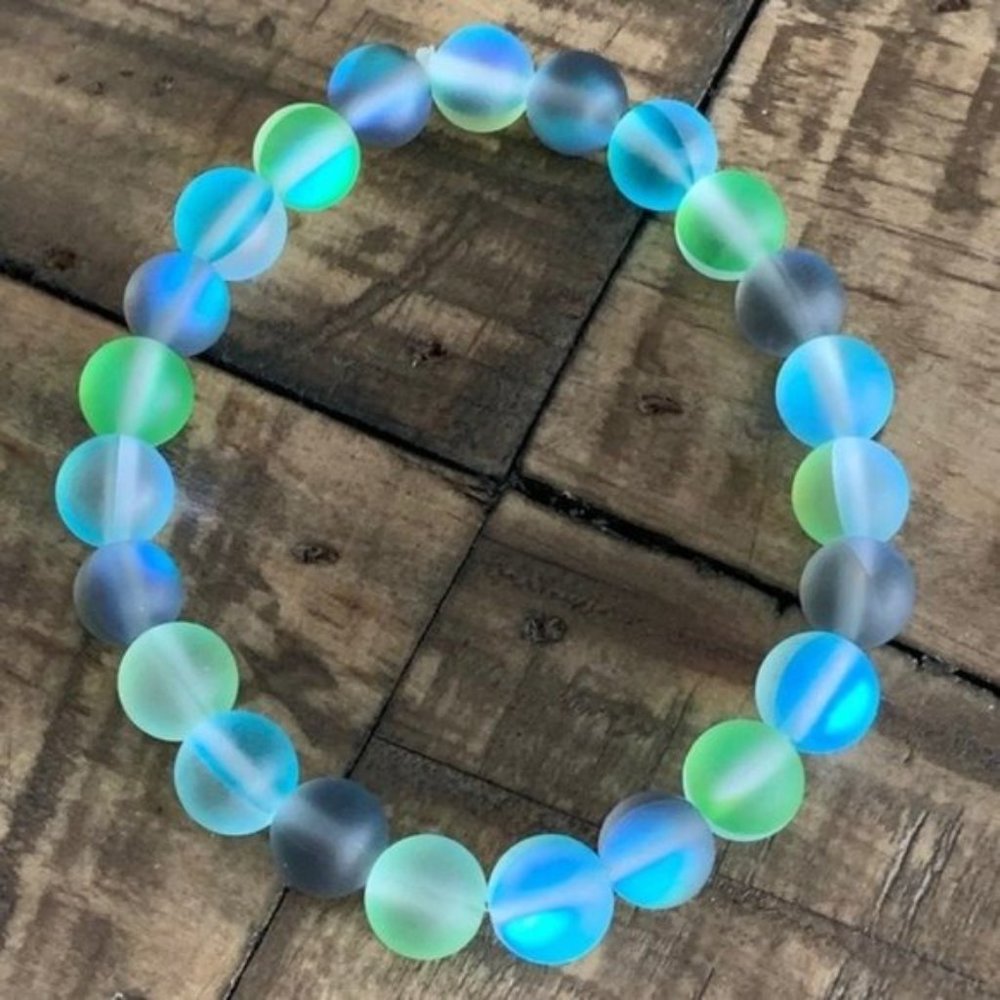 Blue Green Gray Mystic Aura Stretch Bead Bracelet - Picture 3 of 4